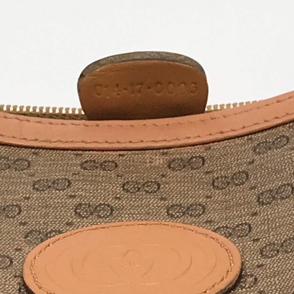 Gucci Brown Leather GG Unisex Toiletry Bag - Picture 15 of 16